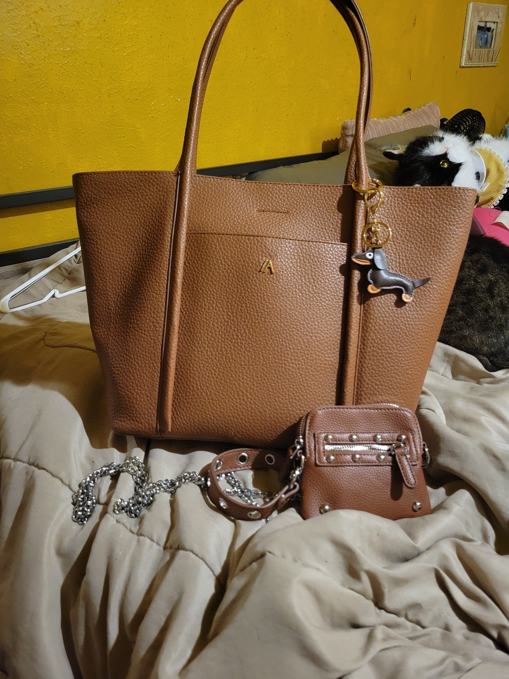 Classic Tan Tote Bag with Removable Coin Pouch